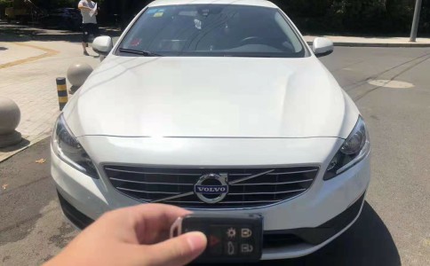 網癮少年通過汽車典當開啟創(chuàng)業(yè)之路